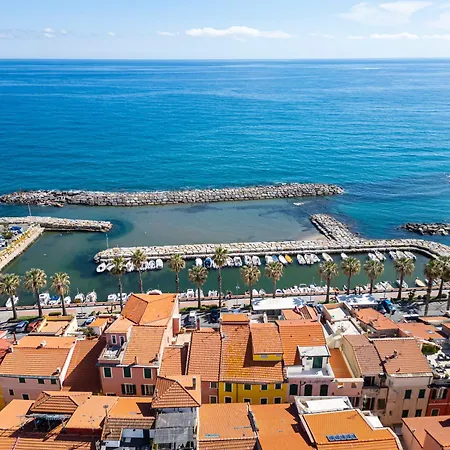 Casa Irene Riva Ligure